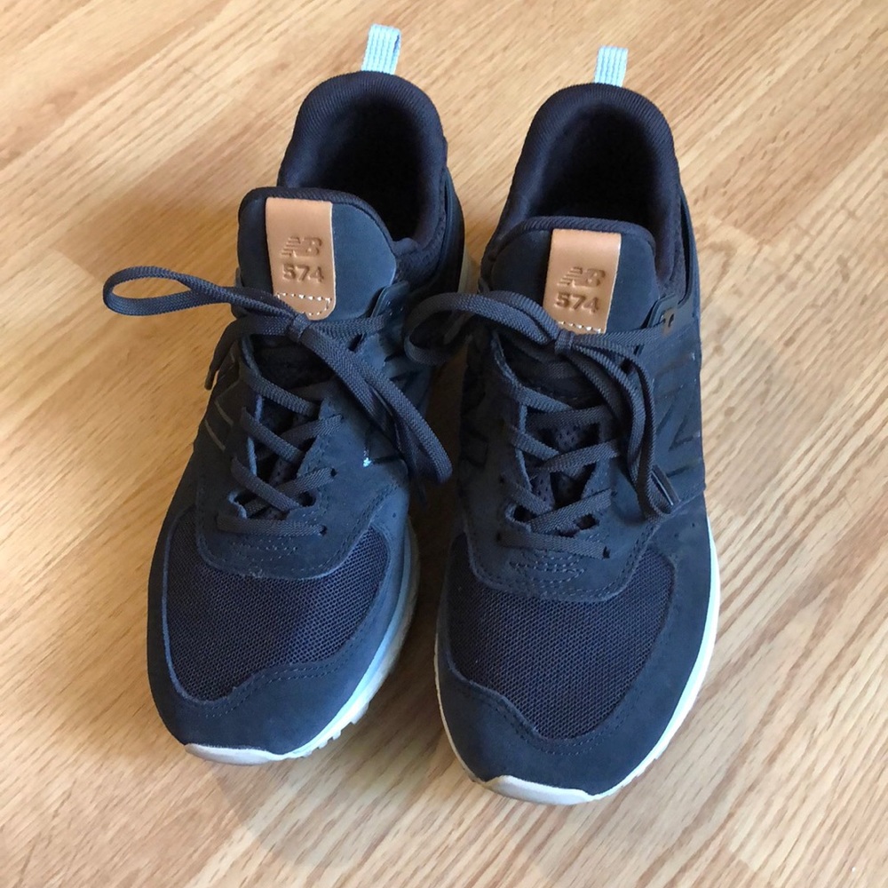 New balance shoes